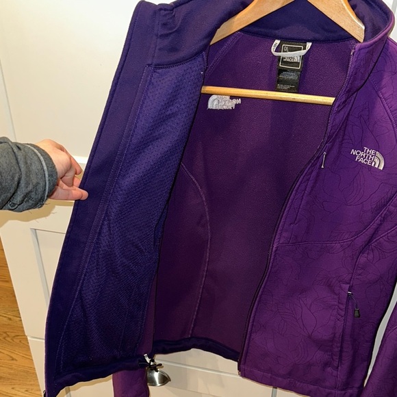 The North Face Womens Apex Soft Shell Jacket (S) - Picture 5 of 6